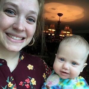 Meet your Posher, Danielle